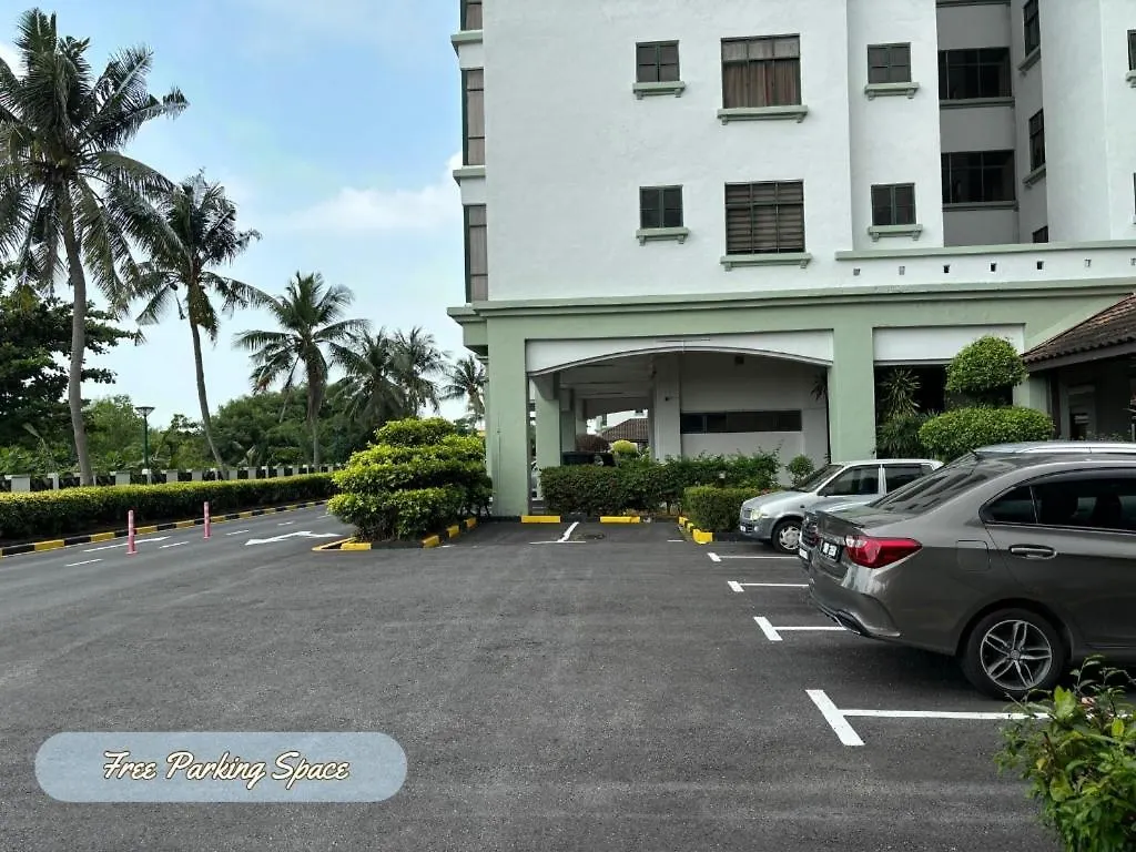 Seaside View, Heart Of The City, Mahkota Costa Malacca